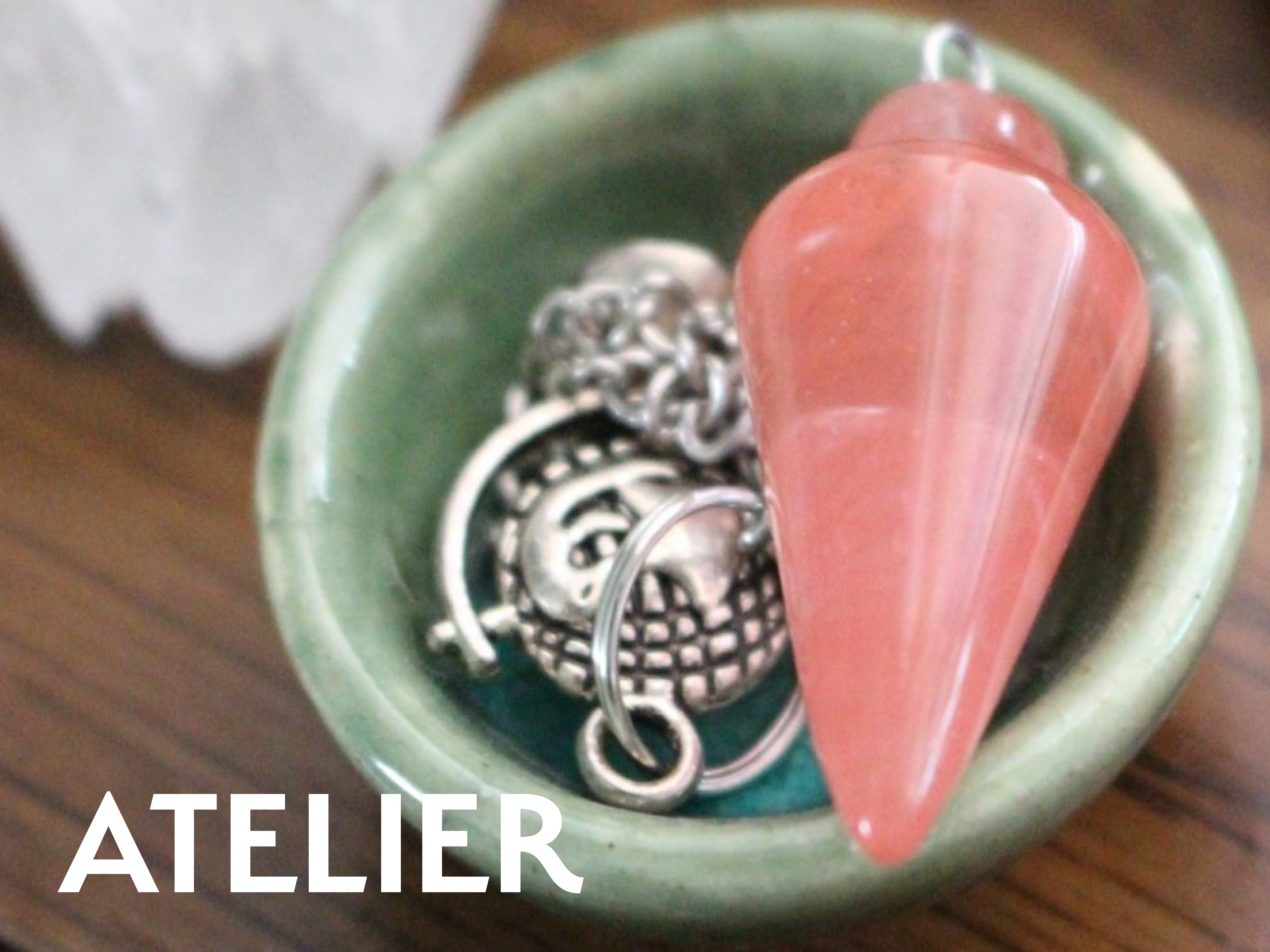 FEATURE - ATELIER 1